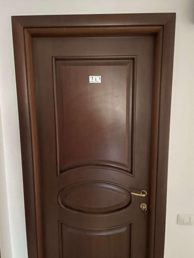 Vila Regal Mamaia Eksteriør bilde
